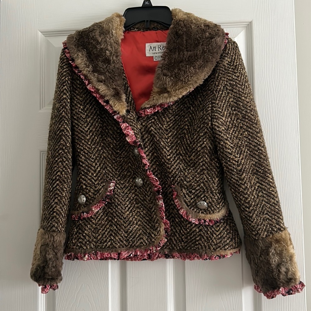 An Ren New York Cute Cropped Jacket - Small